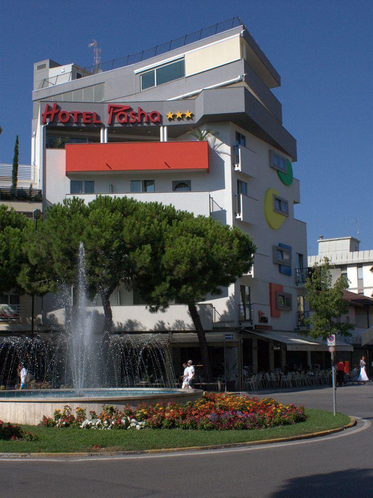 Hotel Pasha Lignano Sabbiadoro Ngoại thất bức ảnh