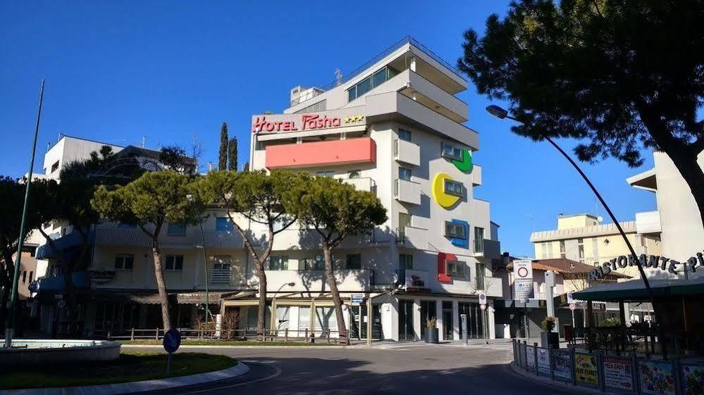 Hotel Pasha Lignano Sabbiadoro Ngoại thất bức ảnh