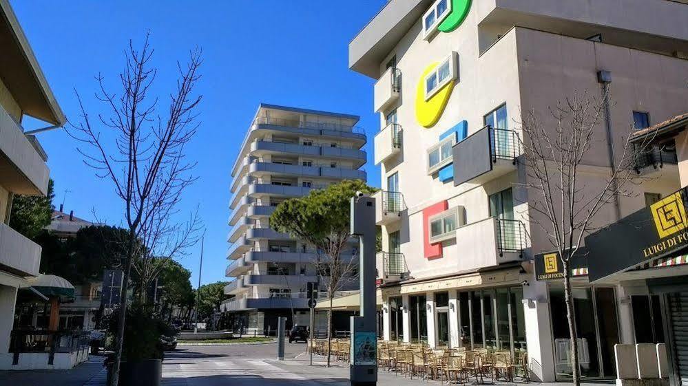Hotel Pasha Lignano Sabbiadoro Ngoại thất bức ảnh