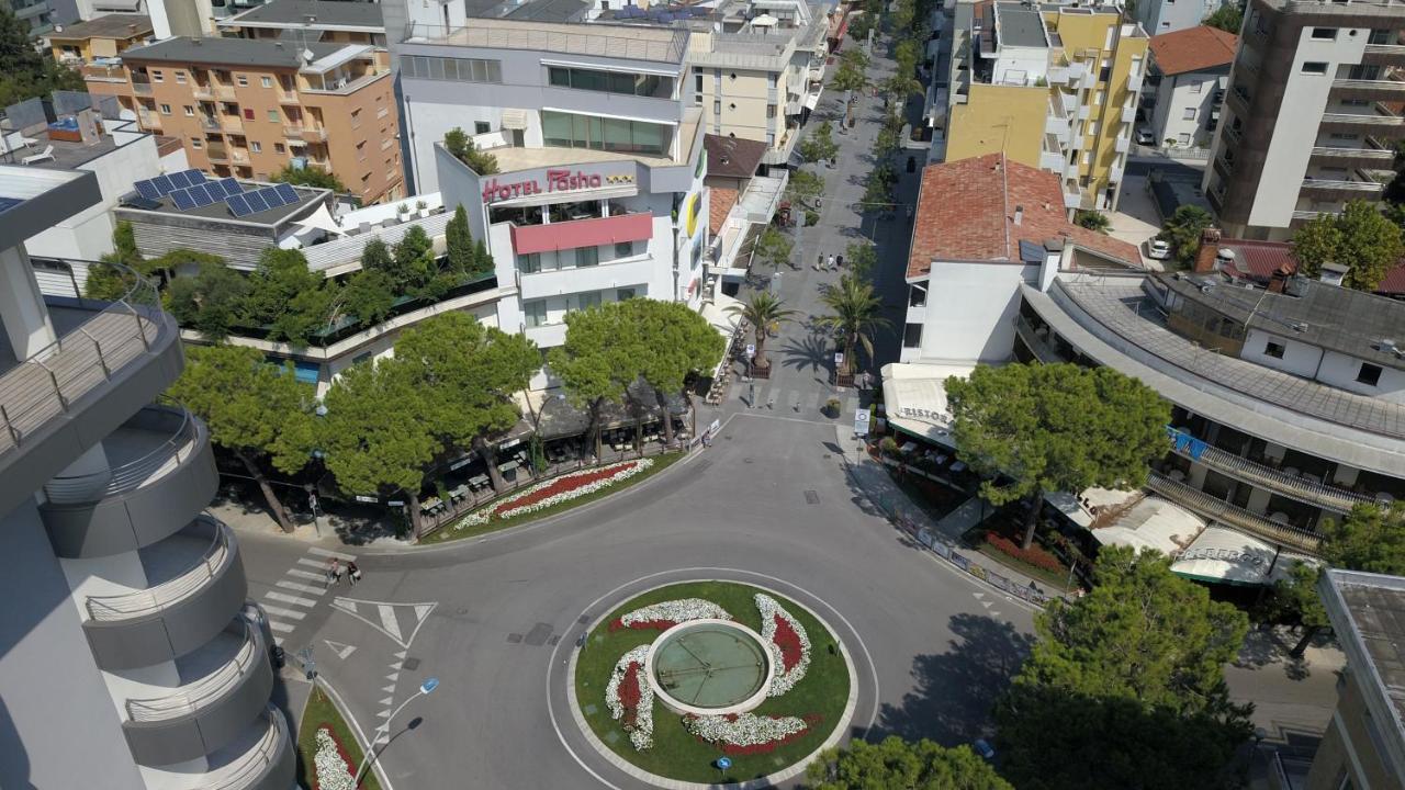 Hotel Pasha Lignano Sabbiadoro Ngoại thất bức ảnh